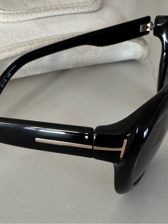 TOM FORD Sunglasses Chase TF68 B5  Sunglasses Woman Black Grey